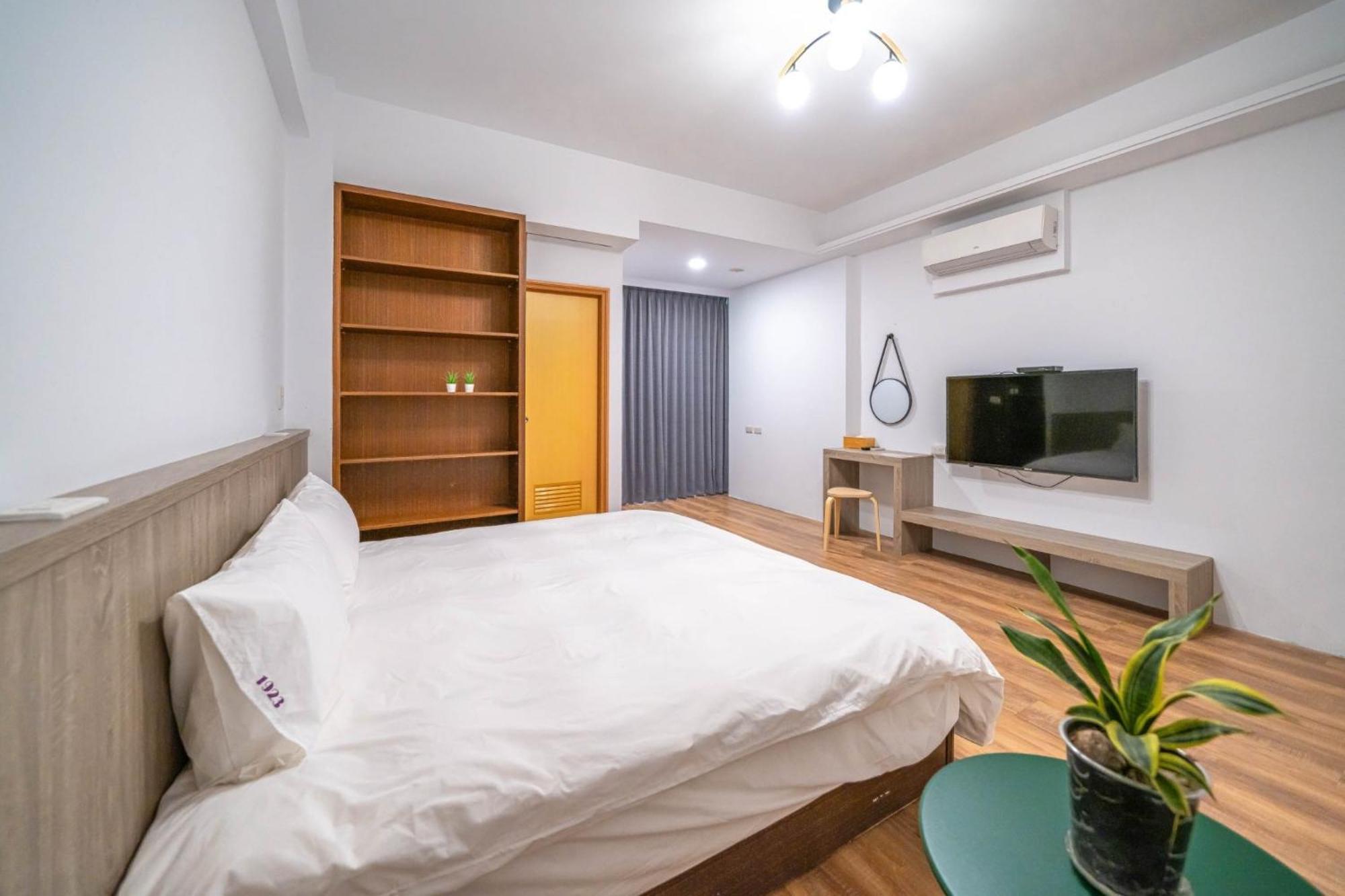 Fu Bo Ju Apartment Tainan Exterior photo
