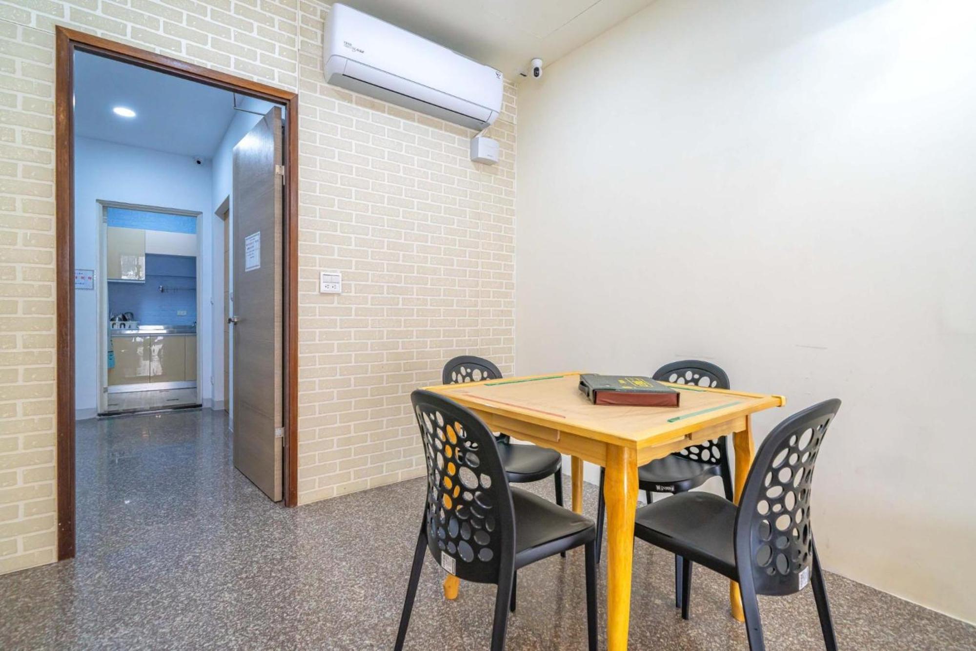 Fu Bo Ju Apartment Tainan Exterior photo